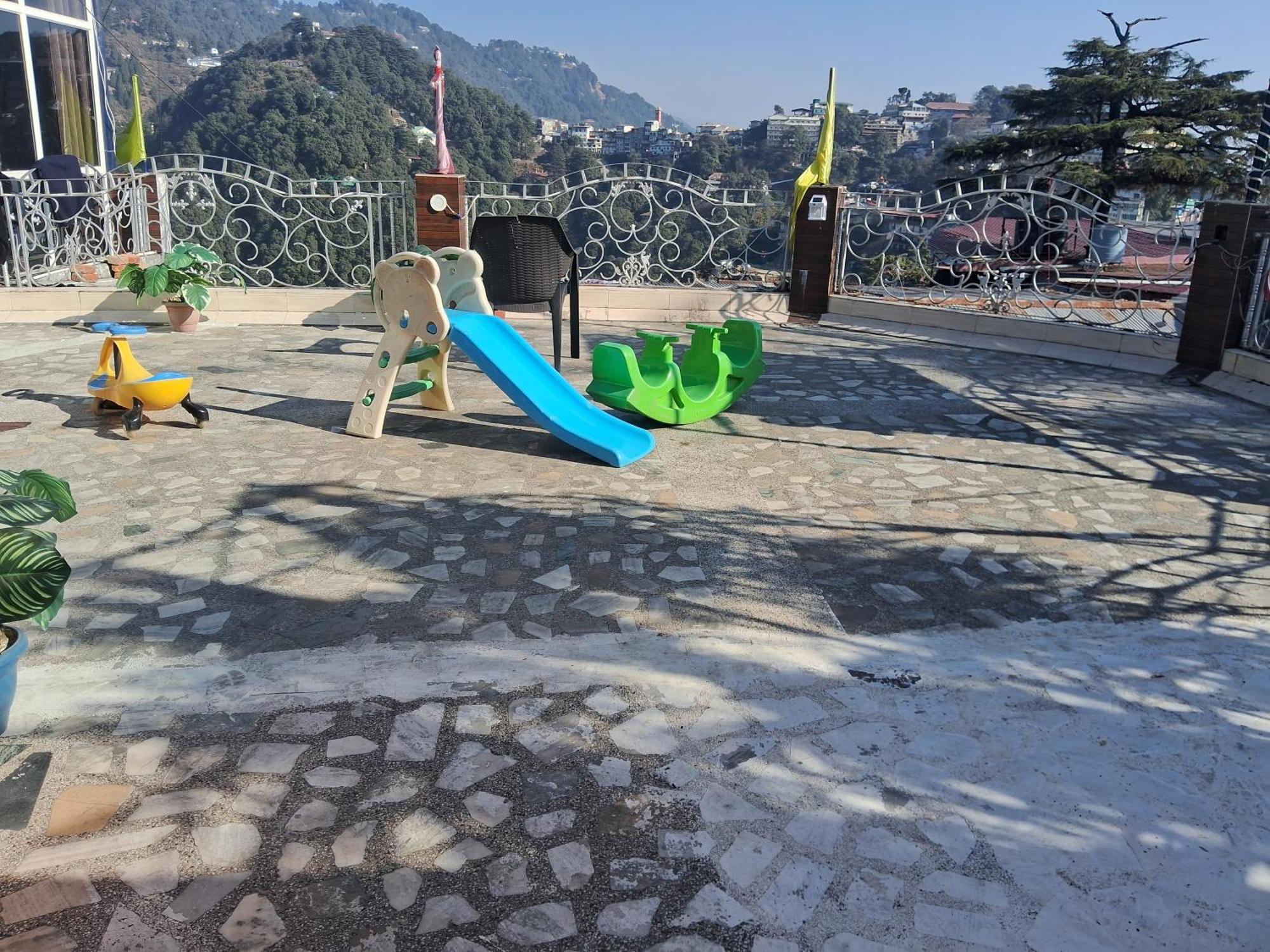 Hotel The Mussoorie International 외부 사진