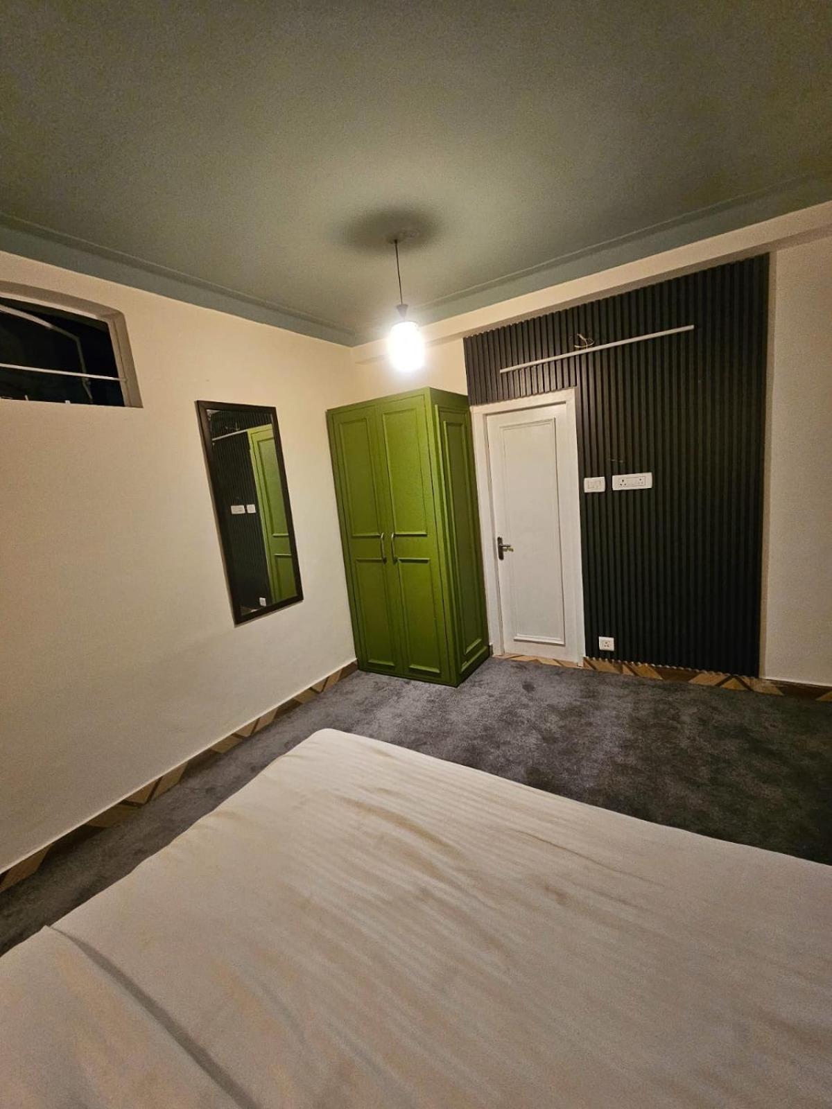 Hotel The Mussoorie International 외부 사진